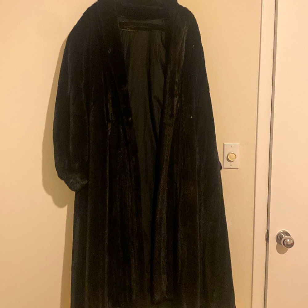 Excellent Condition Fur  Nina Rucci Mink Jacket